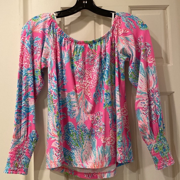 Lilly Pulitzer women’s long sleeve off the shoulder shirt size XS. - Picture 5 of 6